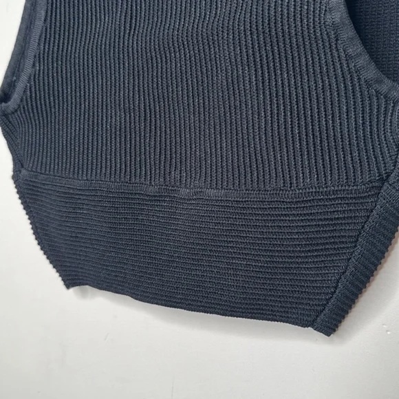 Aritzia Babaton Black Sculpt Knit Deep V Tank - Picture 9 of 9